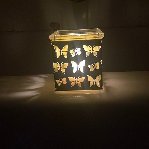 Butterfly Votive Holder 🦋 - Picture 6 of 6